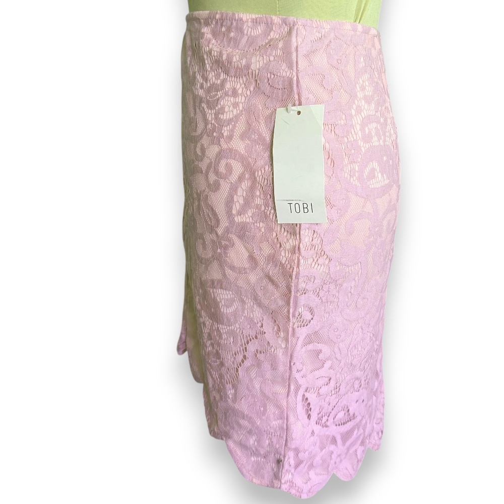 TOBI lavender/pink lace scalloped hem skirt size S NWT - Picture 2 of 9